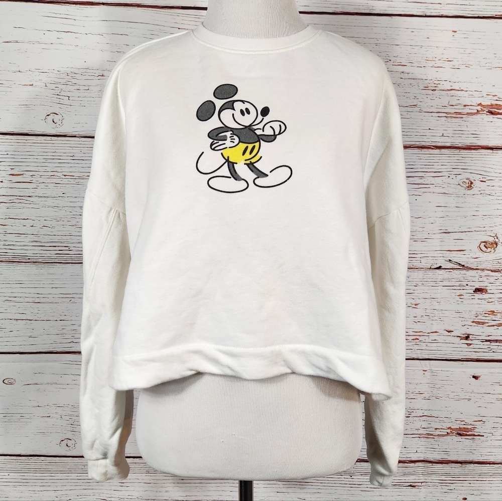 Disney White Crew Neck Sweatshirt With Vintage Mickey Mouse Graphic Size Medium - Picture 1 of 6